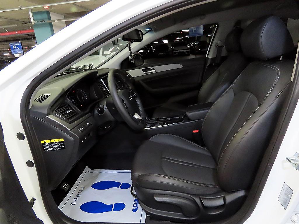 HYUNDAI Sonata - Vista 6