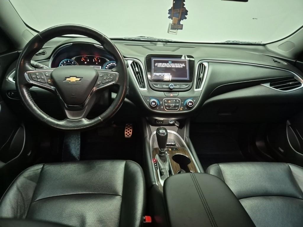 Chevrolet Malibu - Vista 7