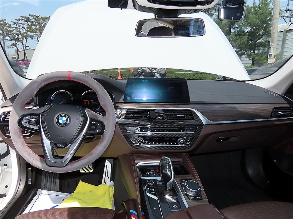 BMW 5 Series - Vista 7