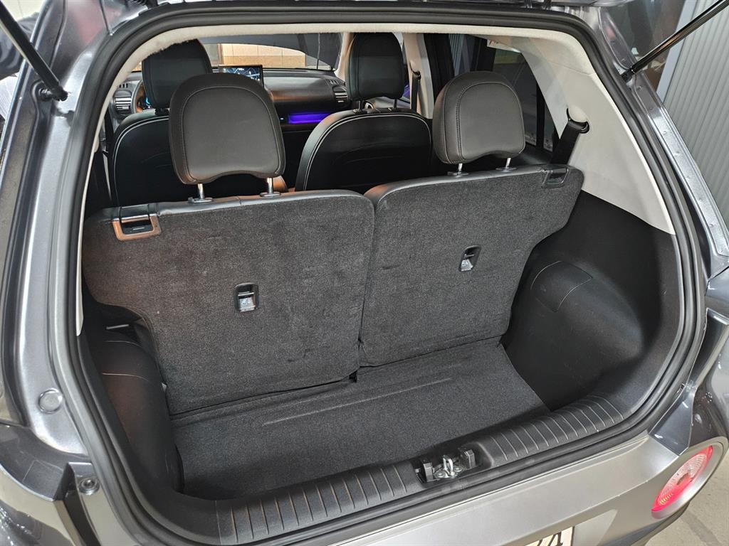 HYUNDAI Casper - Vista 10