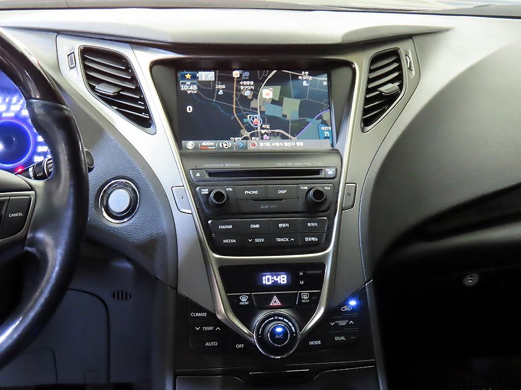 HYUNDAI Grandeur - Vista 11