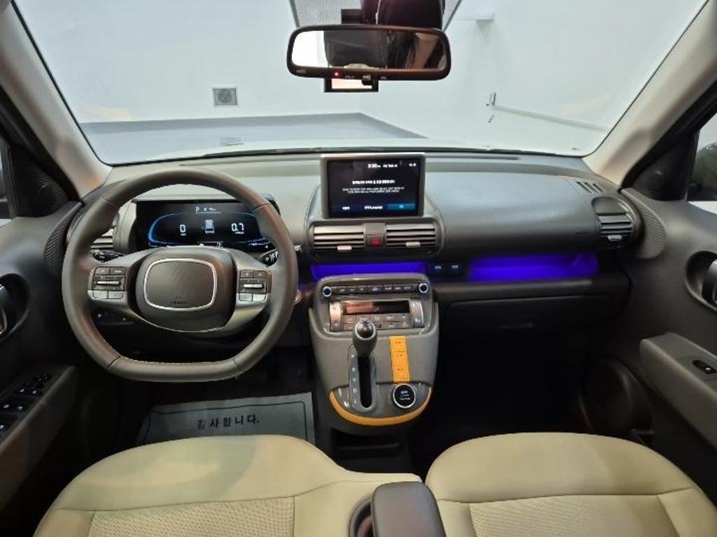 HYUNDAI Casper - Vista 7