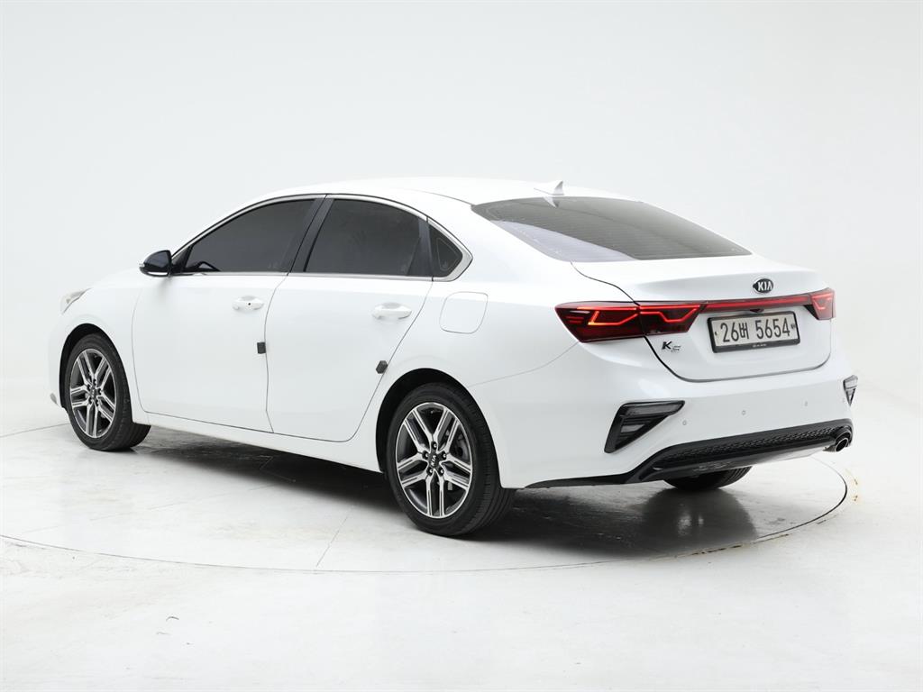 KIA K3 - Vista 7