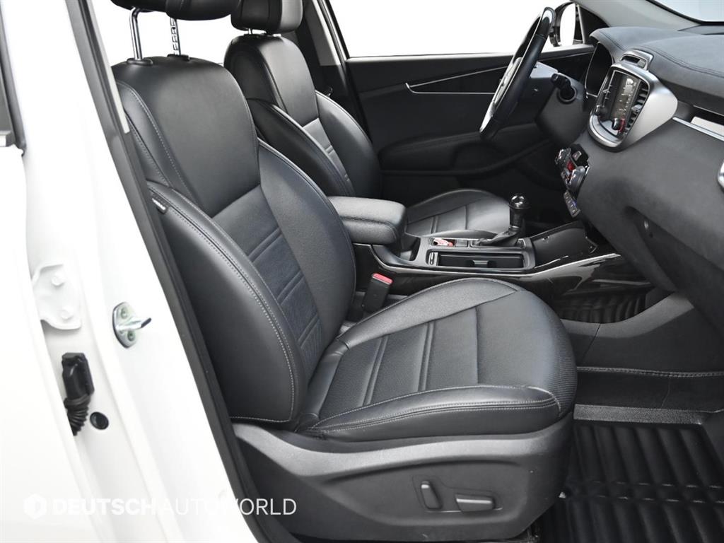 KIA Sorento - Vista 10