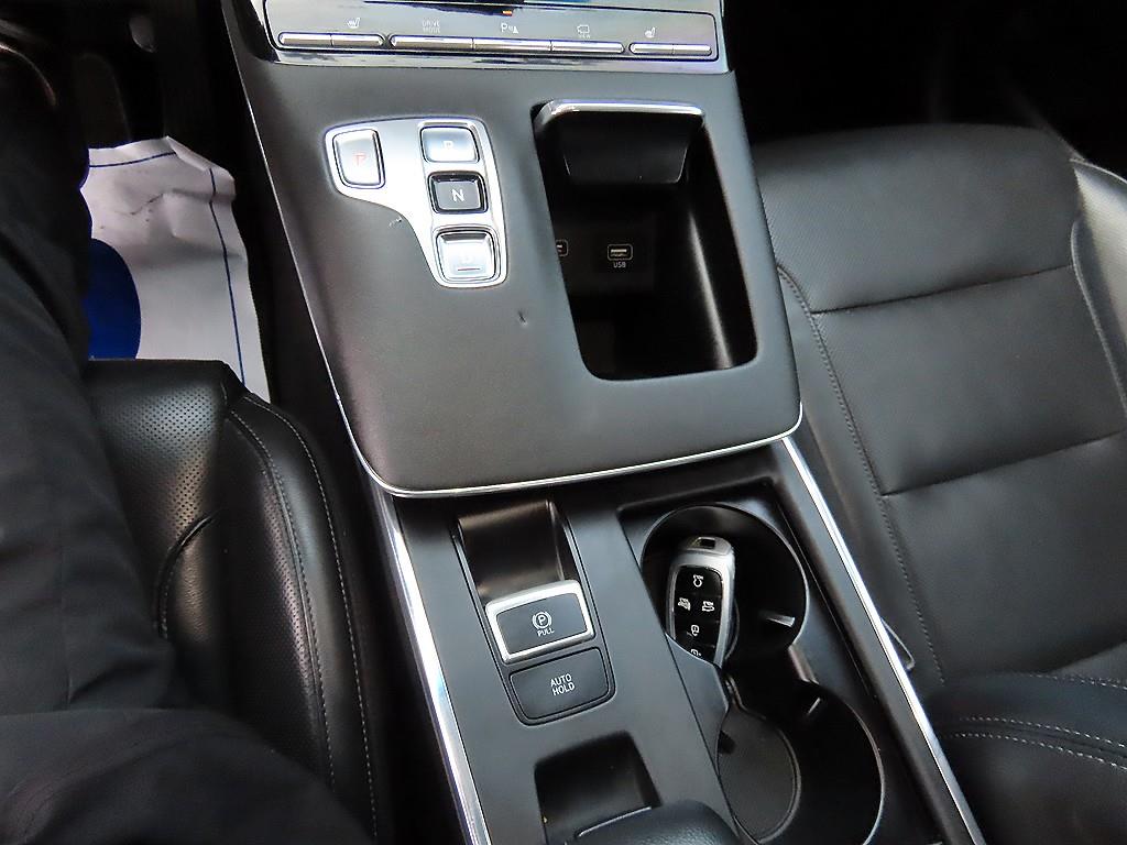 HYUNDAI Grandeur - Vista 10