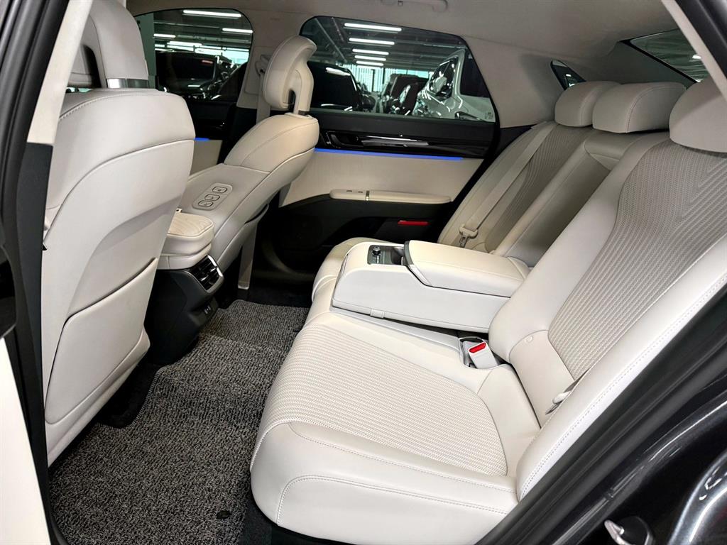 HYUNDAI Grandeur - Vista 8