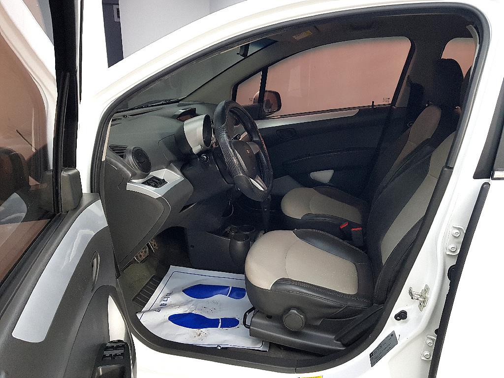 Chevrolet Spark - Vista 8