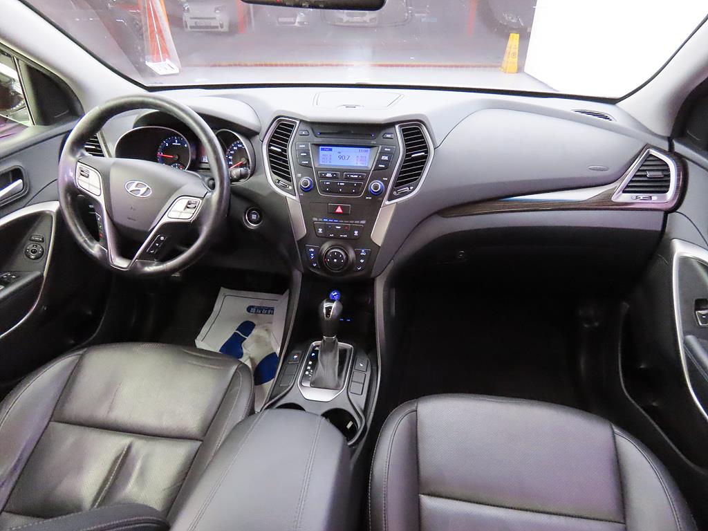 HYUNDAI Santa Fe - Vista 5