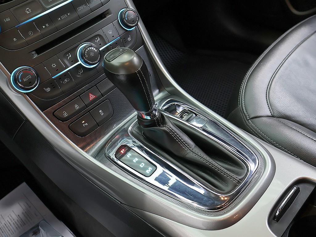 Chevrolet Malibu 2015 Blanco - Importación desde Corea - HF Imports Iquique - Foto 10