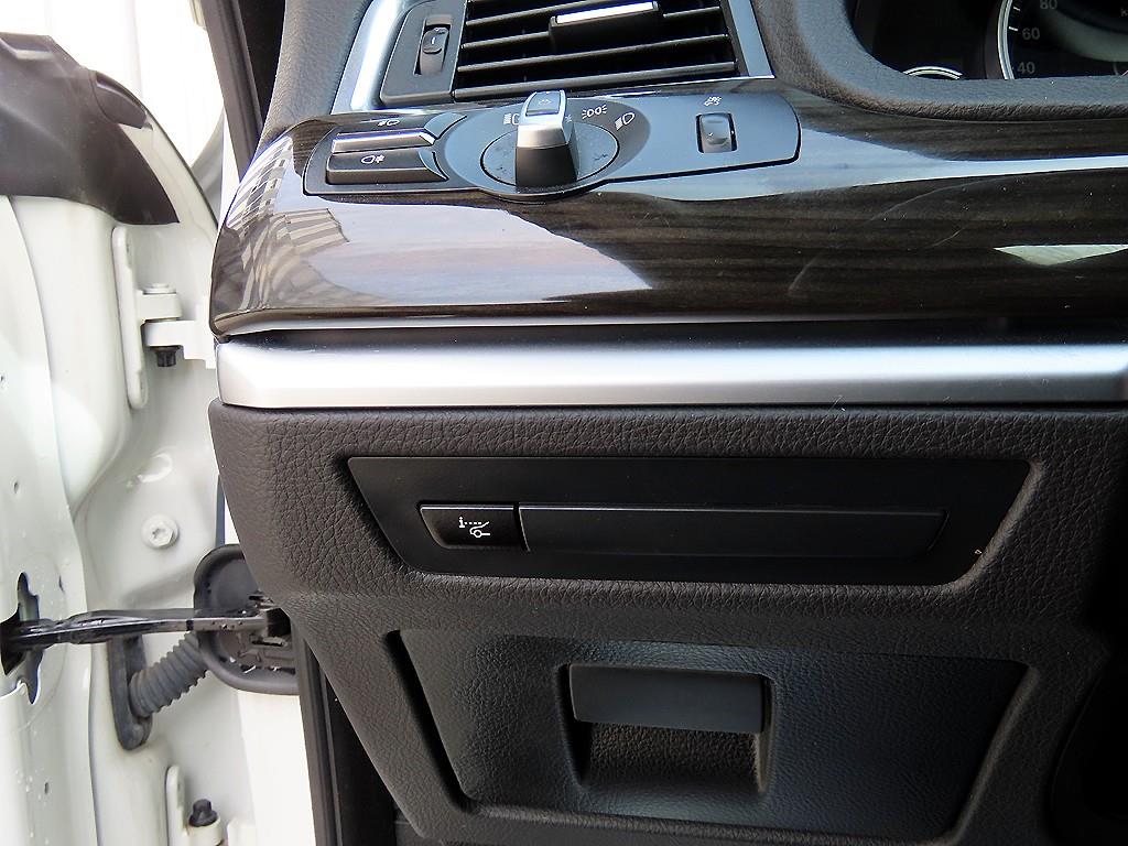 BMW Gran Turismo 2015 Blanco - Importación desde Corea - HF Imports Iquique - Foto 13