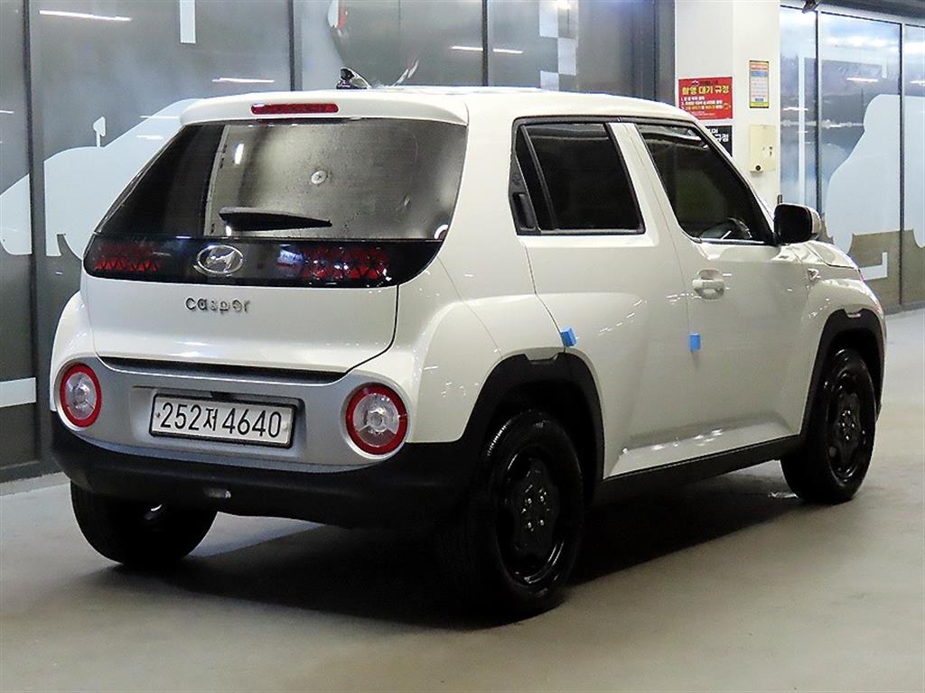 HYUNDAI Casper - Vista 4