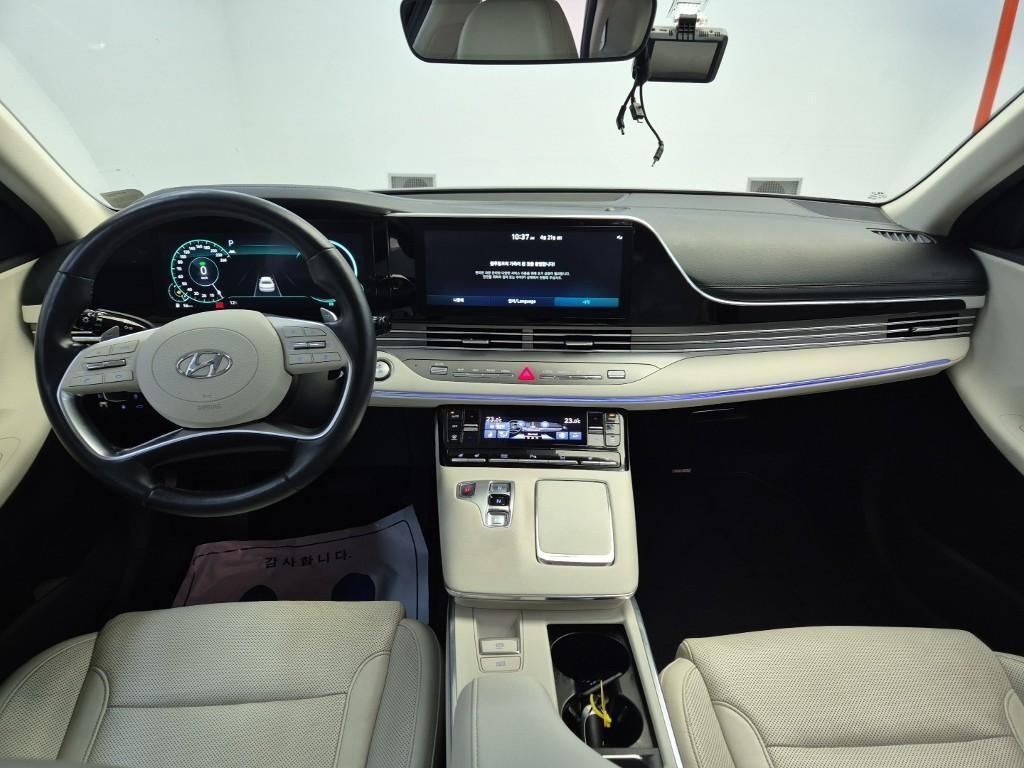HYUNDAI Grandeur - Vista 7
