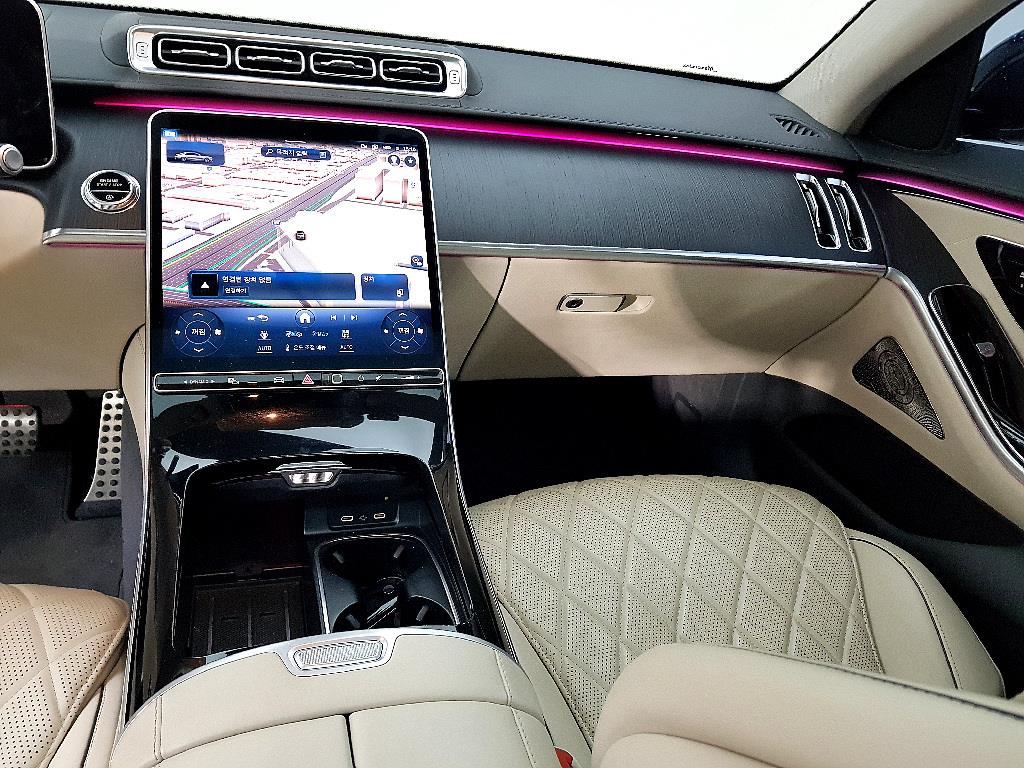 Mercedes Benz S Class - Vista 10
