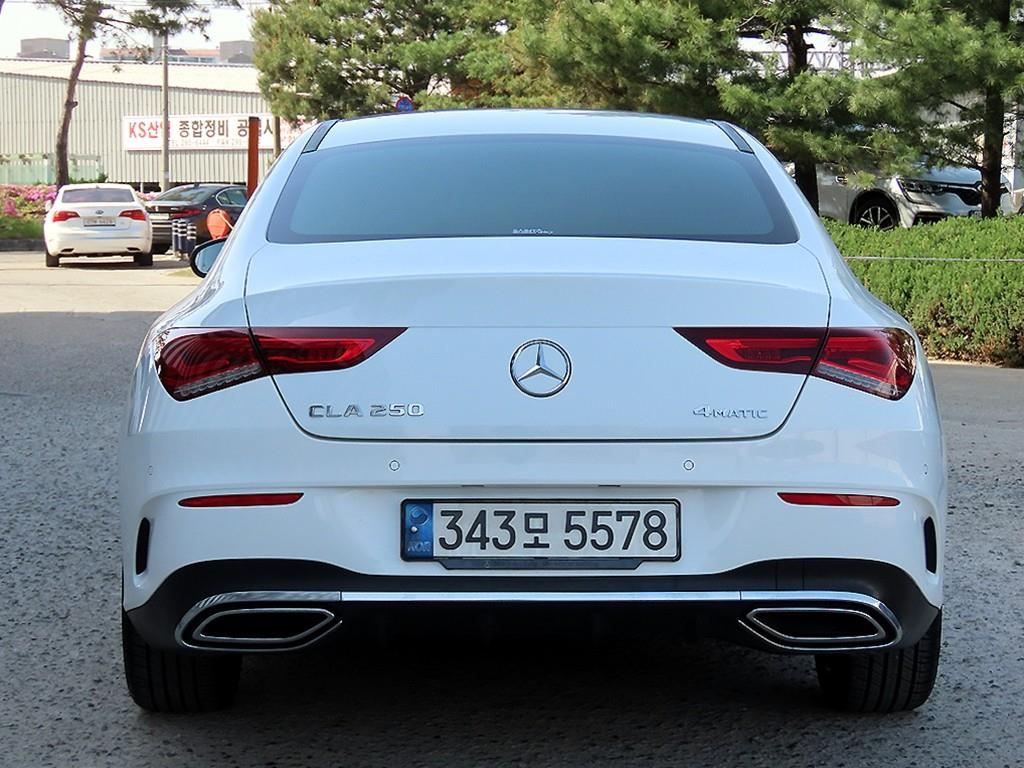 Mercedes Benz CLA Class - Vista 4