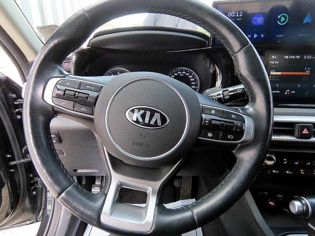 KIA K5 - Vista 8