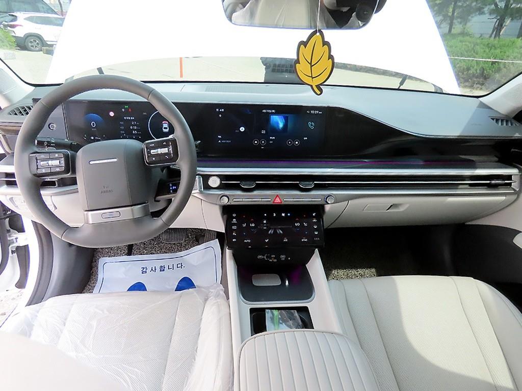 HYUNDAI Grandeur - Vista 7