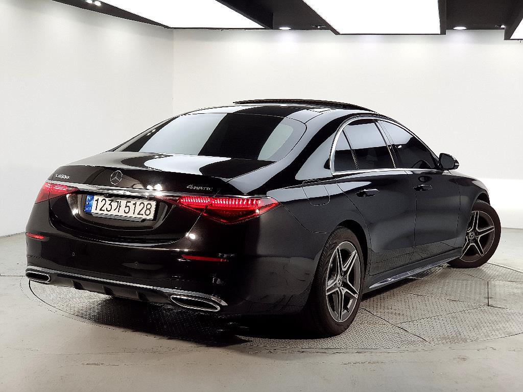 Mercedes Benz S Class - Vista 4