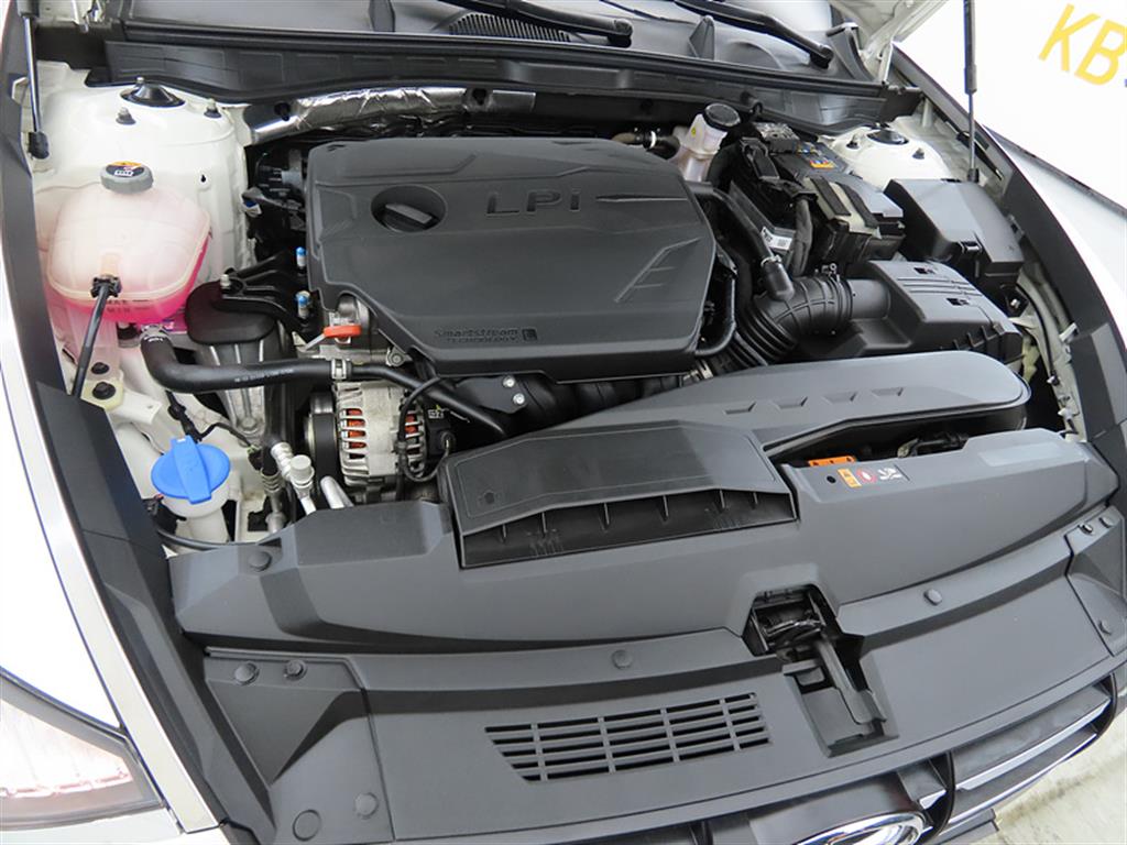 HYUNDAI Sonata 2022 Blanco - Importación desde Corea - HF Imports Iquique - Foto 19