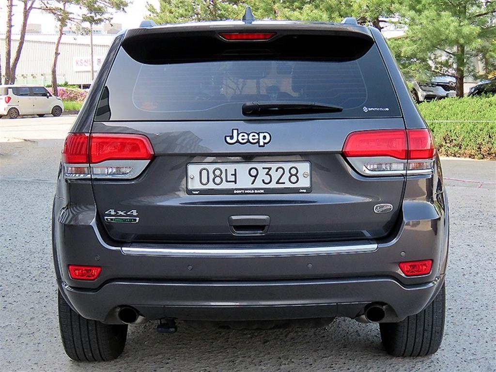 Jeep Cherokee - Vista 4