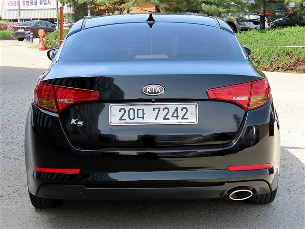 KIA K5 - Vista 4