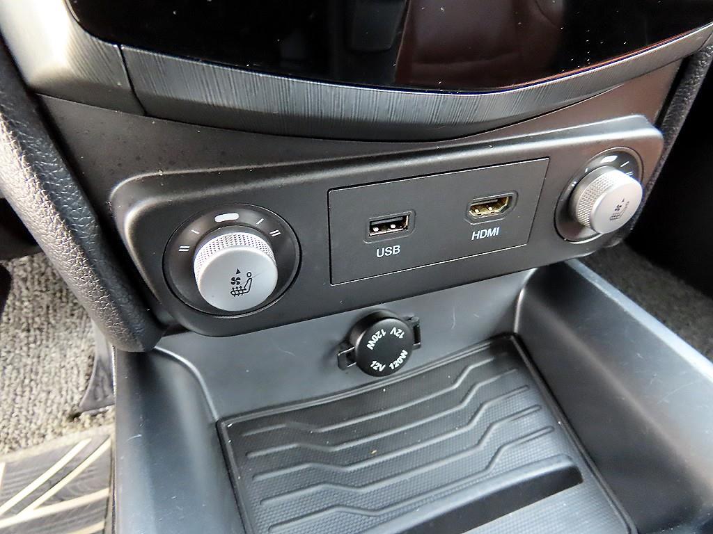 Ssangyong Tivoli 2019 Blanco - Importación desde Corea - HF Imports Iquique - Foto 13