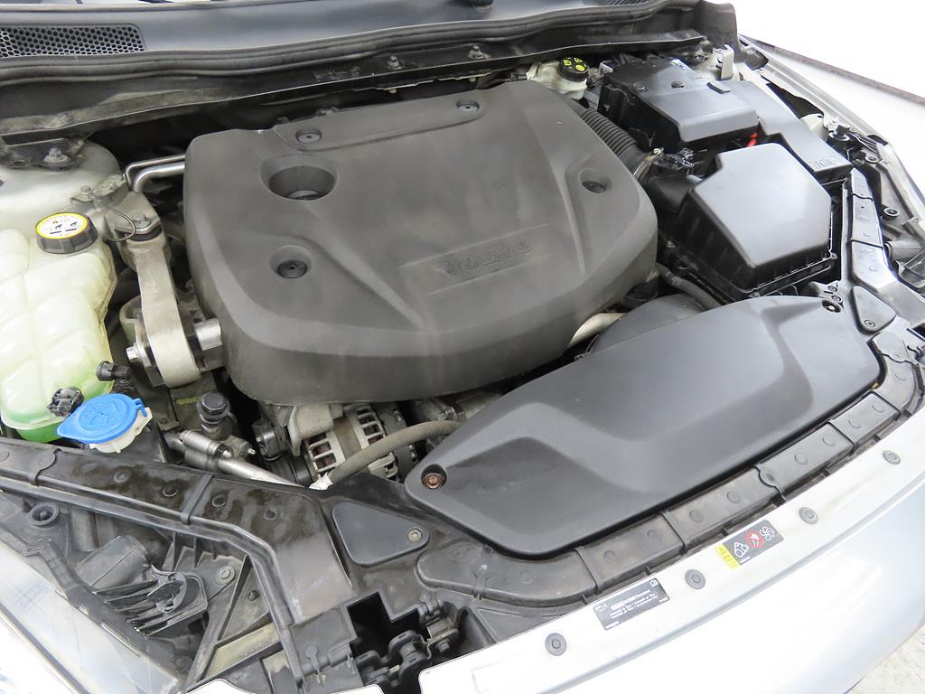 Volvo V40 2016 Plateado - Importación desde Corea - HF Imports Iquique - Foto 19