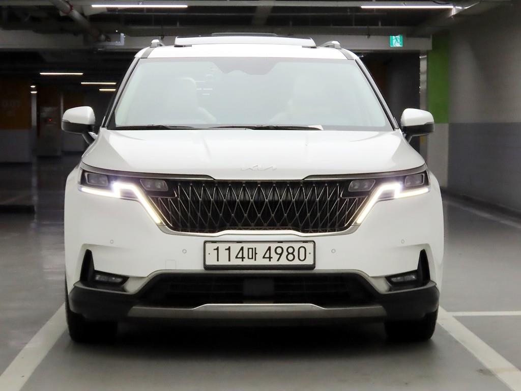 KIA Carnival 2023 Blanco - Importación desde Corea - HF Imports Iquique - Foto 1