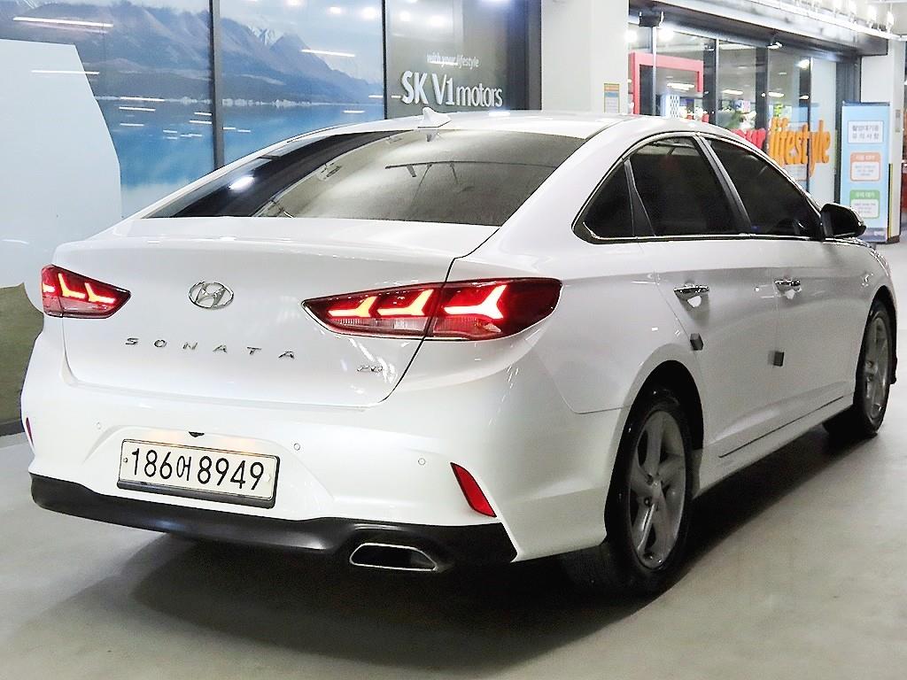 HYUNDAI Sonata - Vista 4