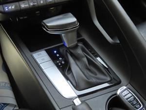 HYUNDAI Avante - Vista 12