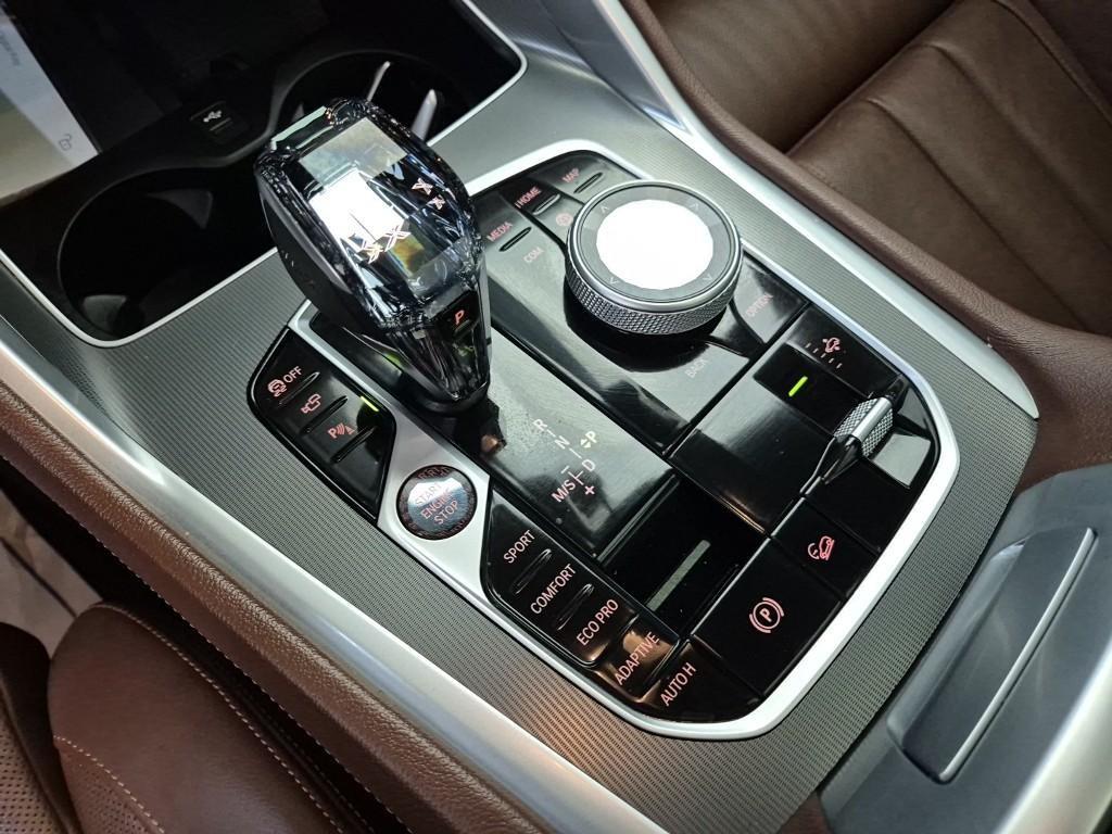 BMW X6 - Vista 8