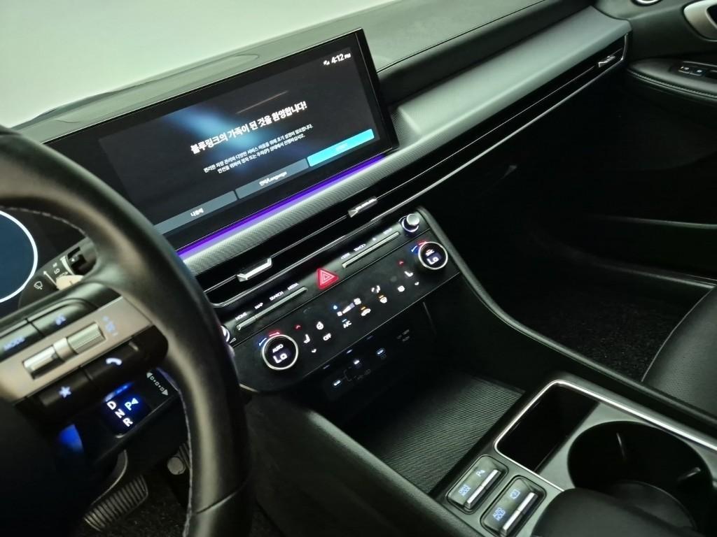 HYUNDAI Sonata - Vista 10