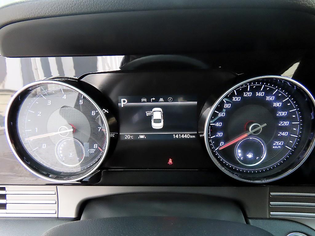 HYUNDAI Grandeur - Vista 9