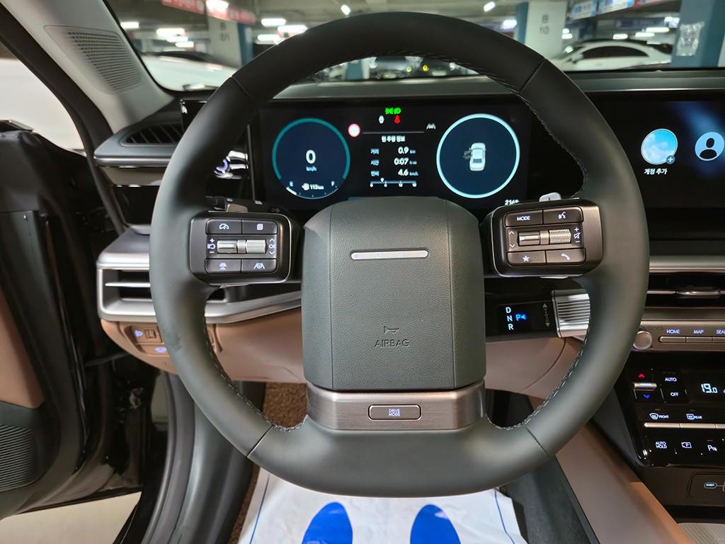 HYUNDAI Grandeur - Vista 7