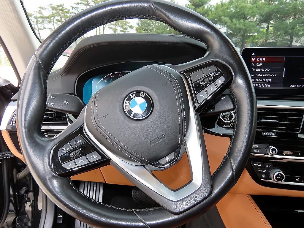 BMW 5 Series - Vista 8