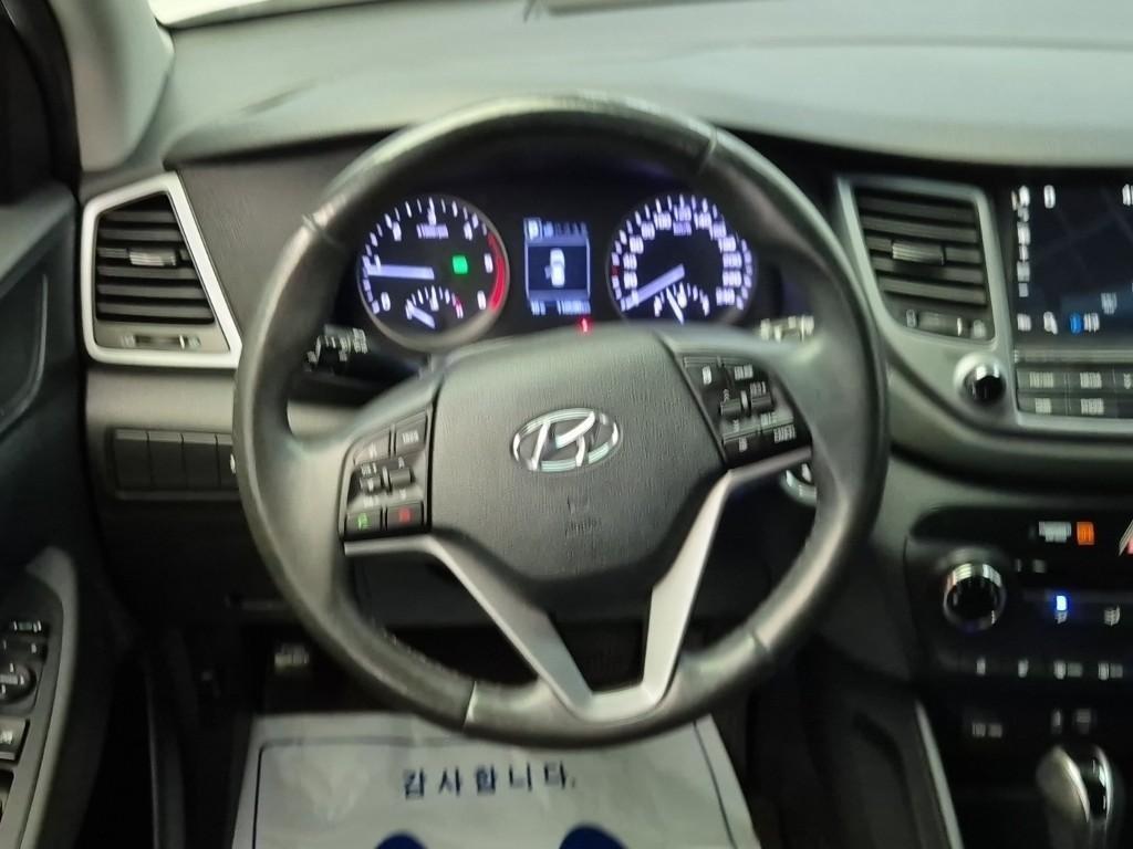 HYUNDAI Tucson - Vista 9