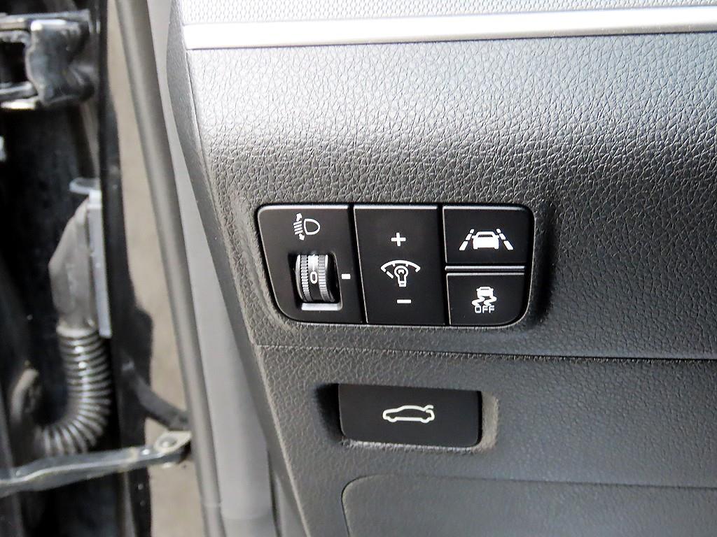 KIA K5 - Vista 12