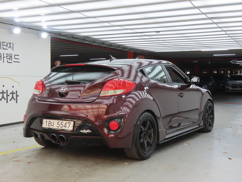HYUNDAI Veloster - Vista 4