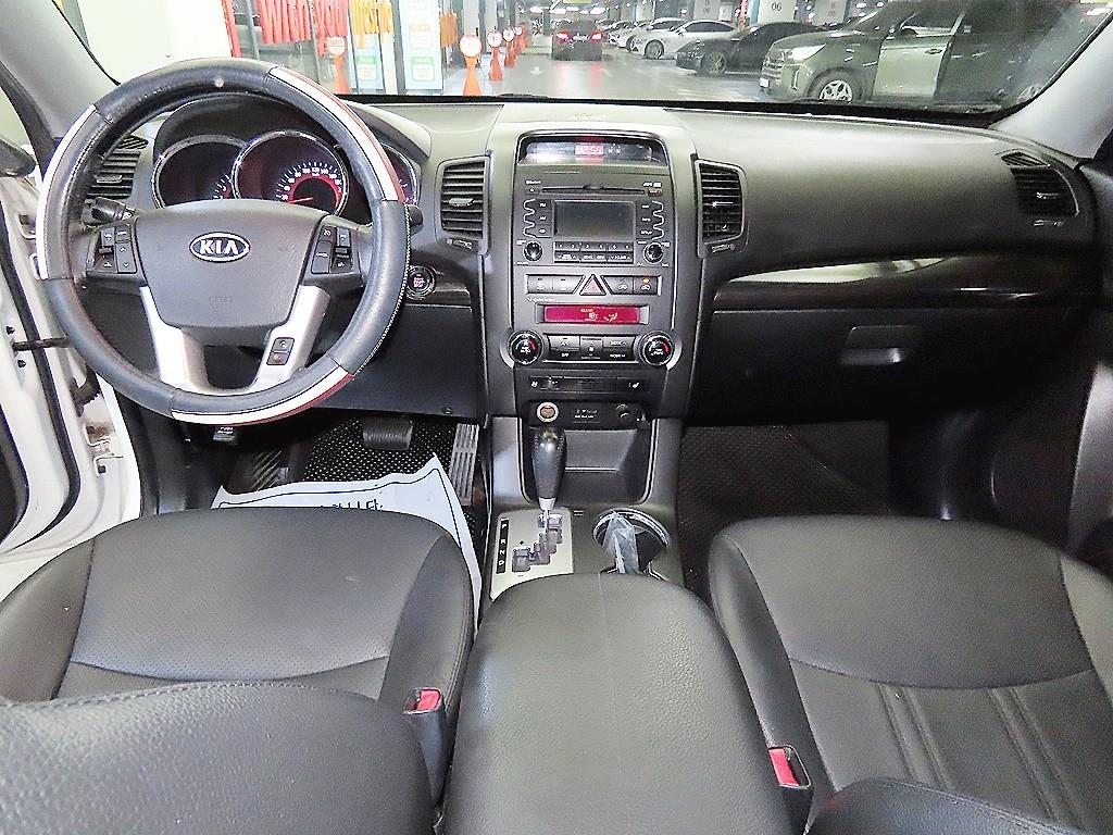 KIA Sorento - Vista 10