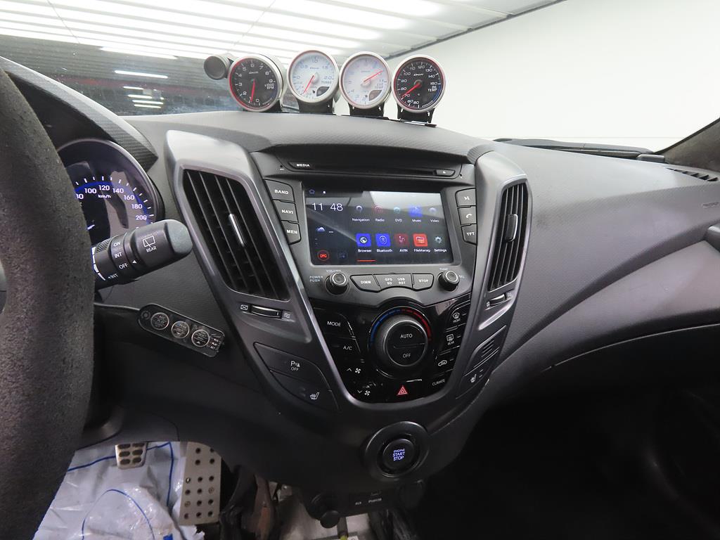 HYUNDAI Veloster - Vista 10