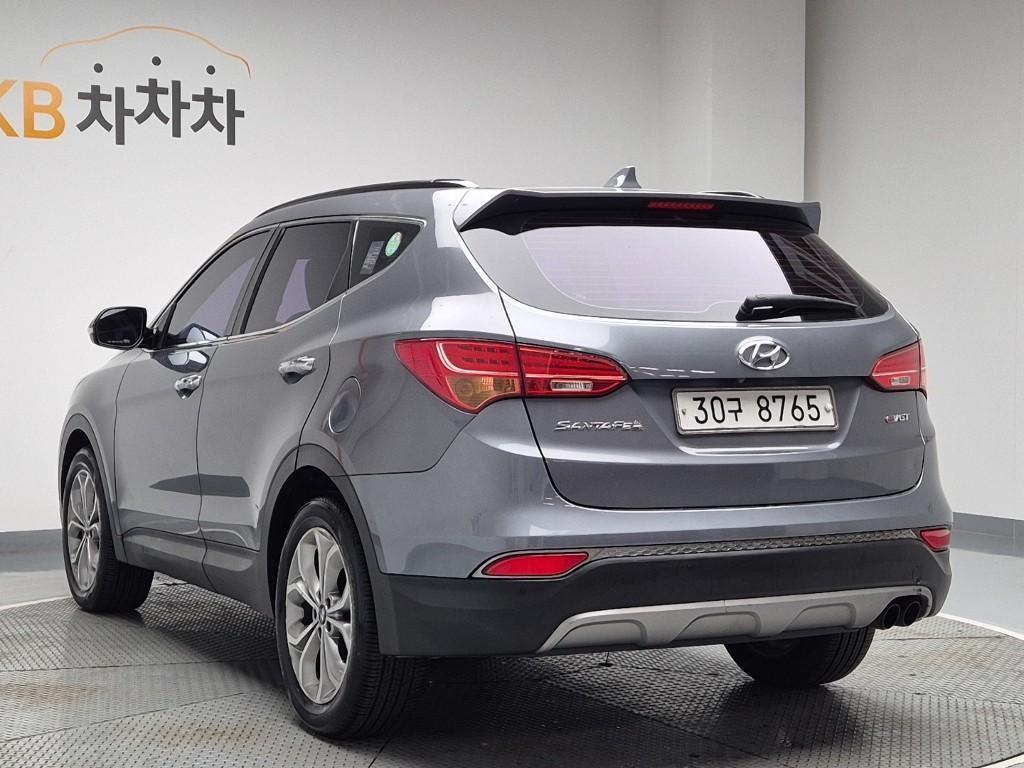 HYUNDAI Santa Fe - Vista 2