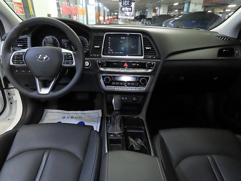 HYUNDAI Sonata - Vista 10
