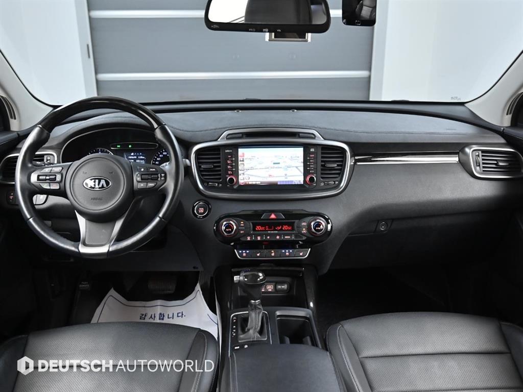 KIA Sorento - Vista 7