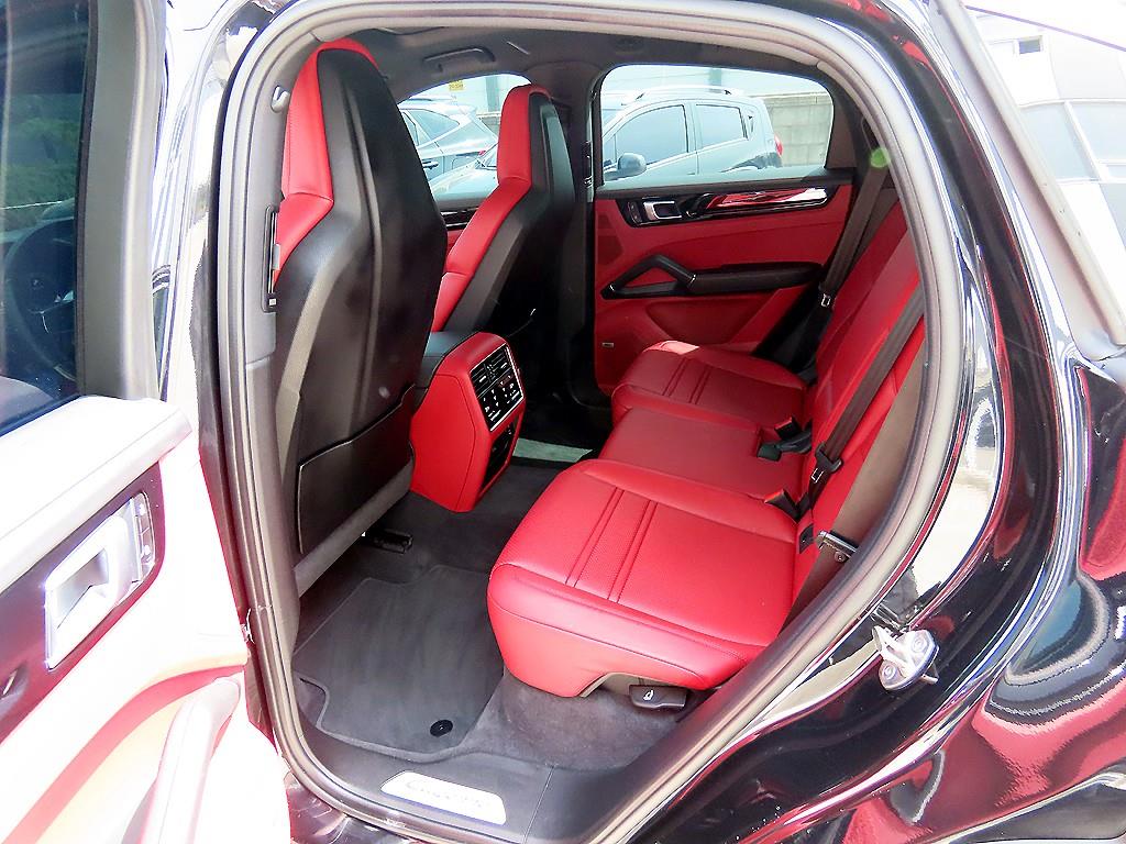 Porsche Cayenne - Vista 6