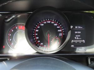 HYUNDAI Avante - Vista 10