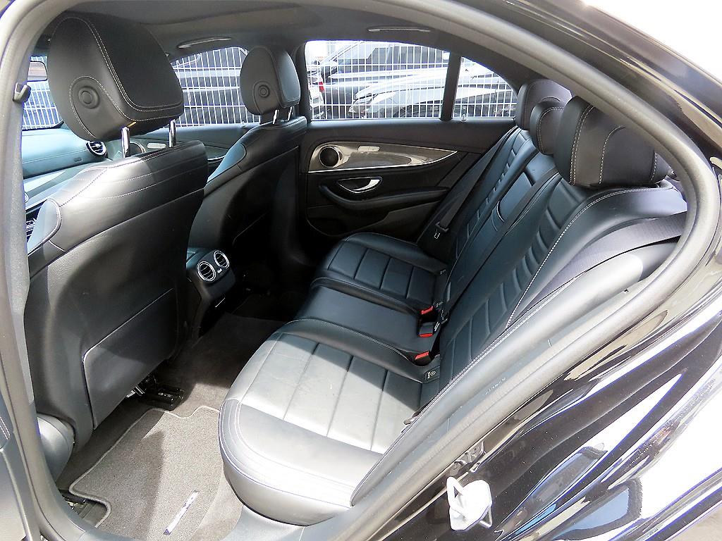Mercedes Benz E class - Vista 6