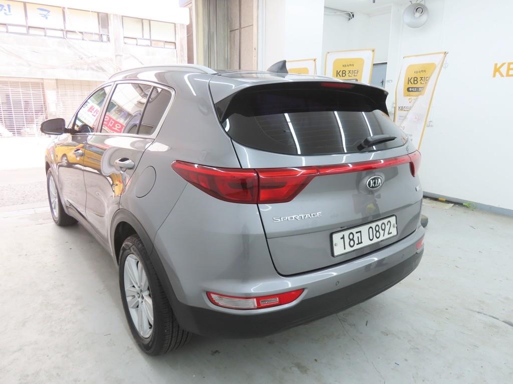 KIA Sportage - Vista 4