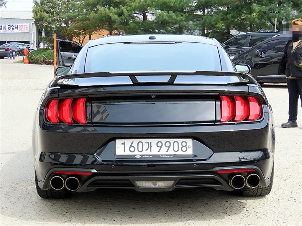 Ford Mustang - Vista 4