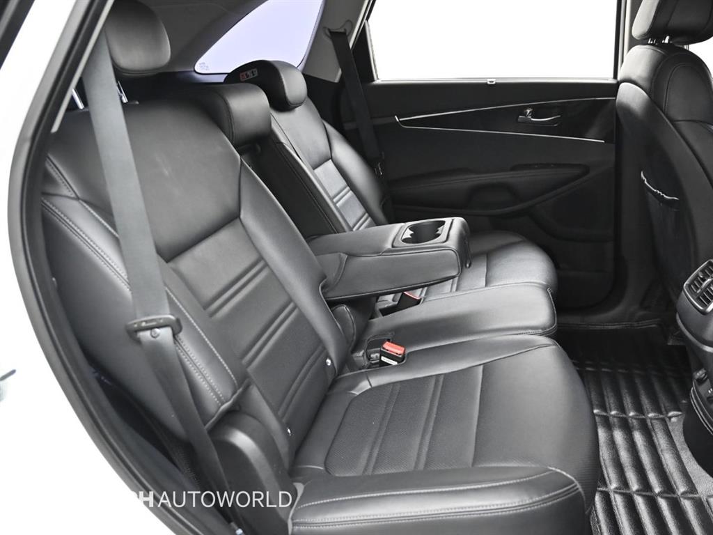 KIA Sorento - Vista 12