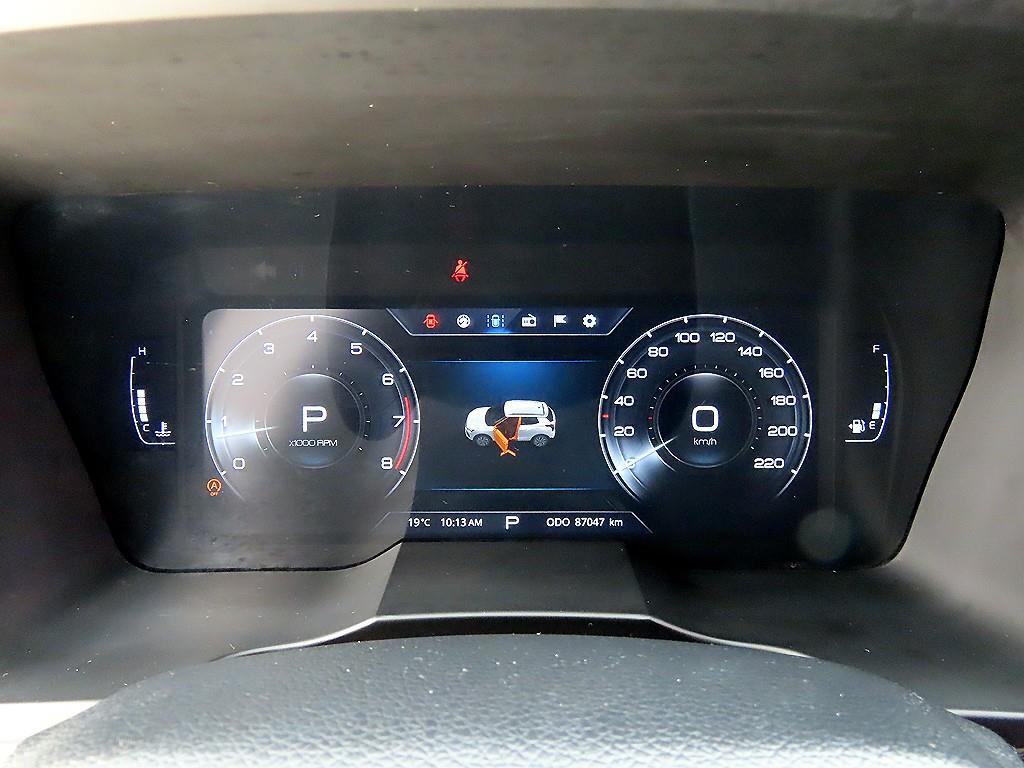 Ssangyong Tivoli - Vista 9
