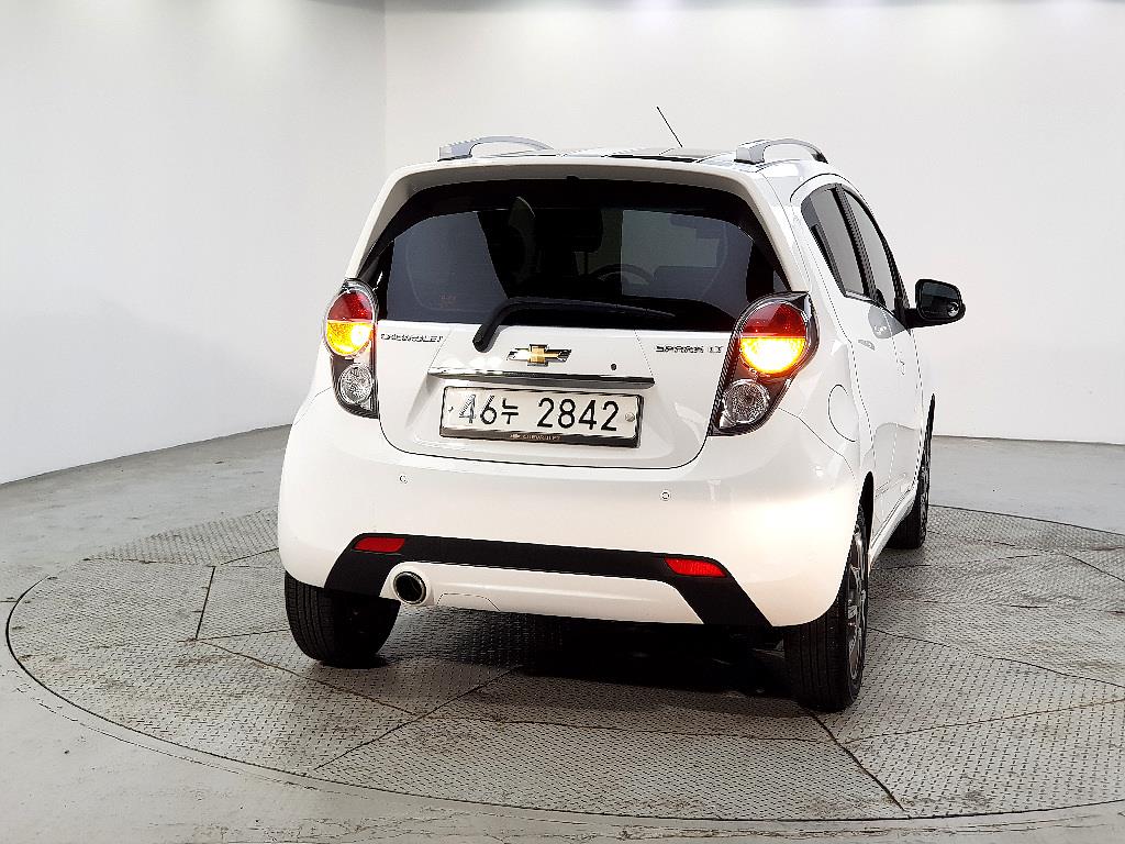 Chevrolet Spark - Vista 3